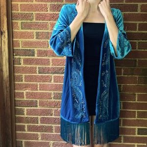 Chico’ Travelers velvet beaded fringe jacket in Striking Teal sz 0 (4-6)